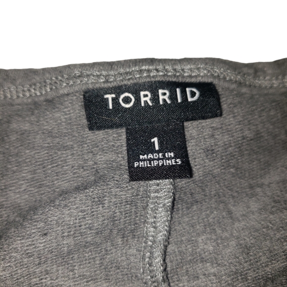 Torrid Gray Cold Shoulder Knit Sweater Mini Dress - Picture 4 of 6